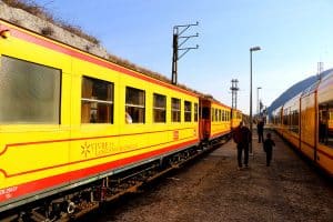Train Jaune